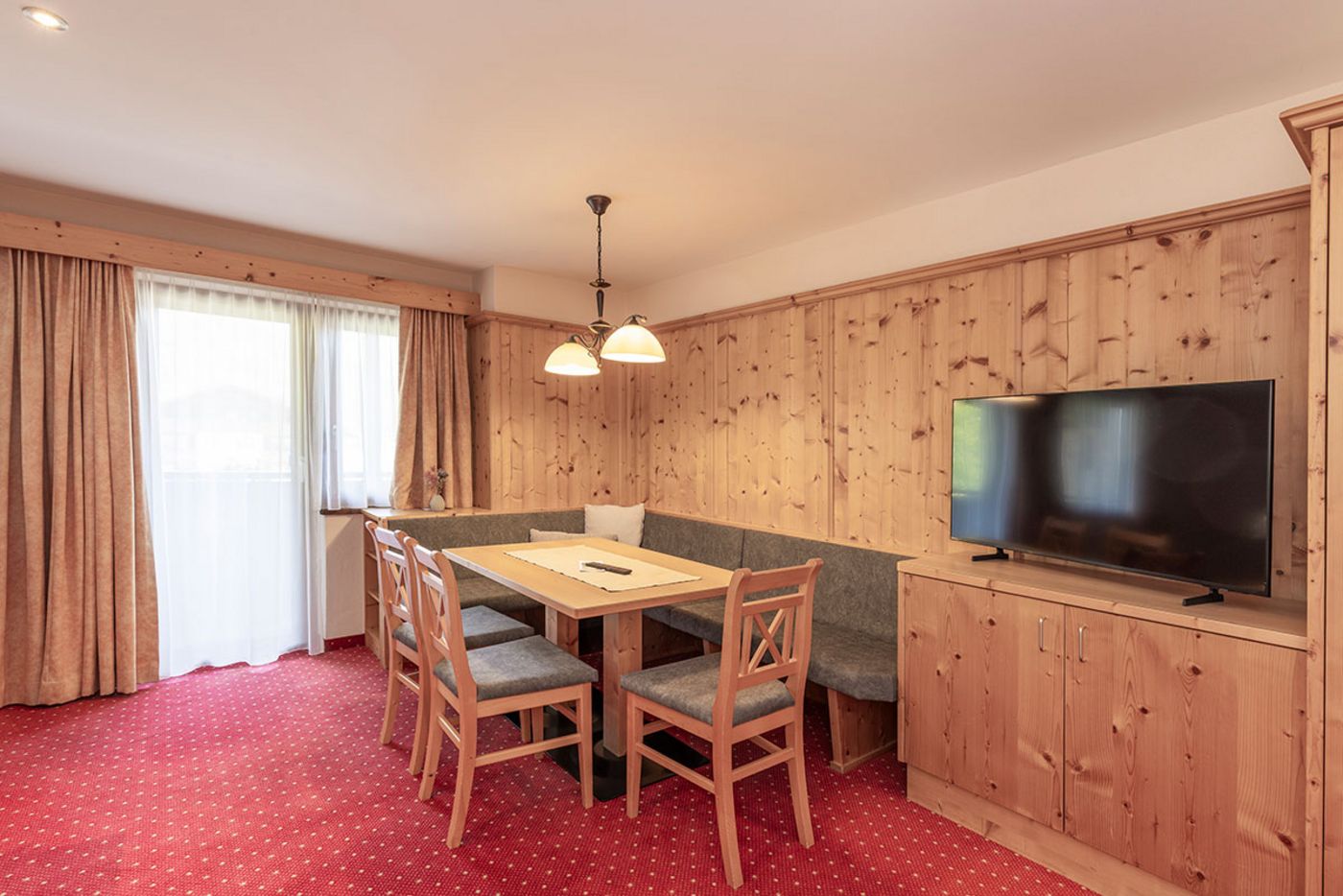 Type Country House
